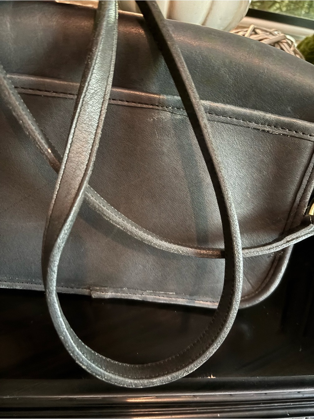 Coach Vintage Gray Leather Messenger Bag with Brass Turn-Lock - Picture 6 of 7